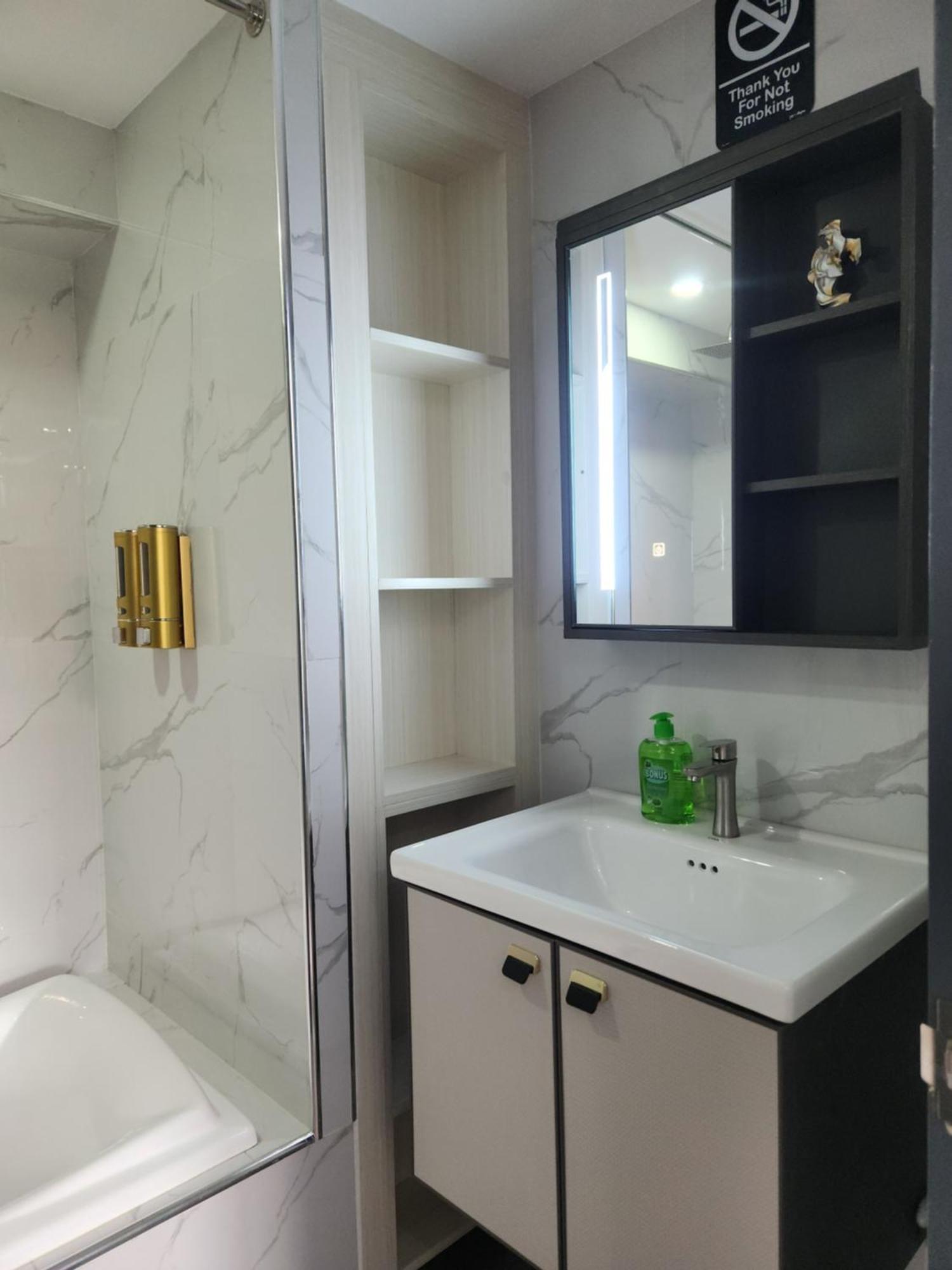 Condo Azur Suites B316 Near Airport, Netflix, Stylish, Cozy With Swimming Pool Мактан Екстериор снимка