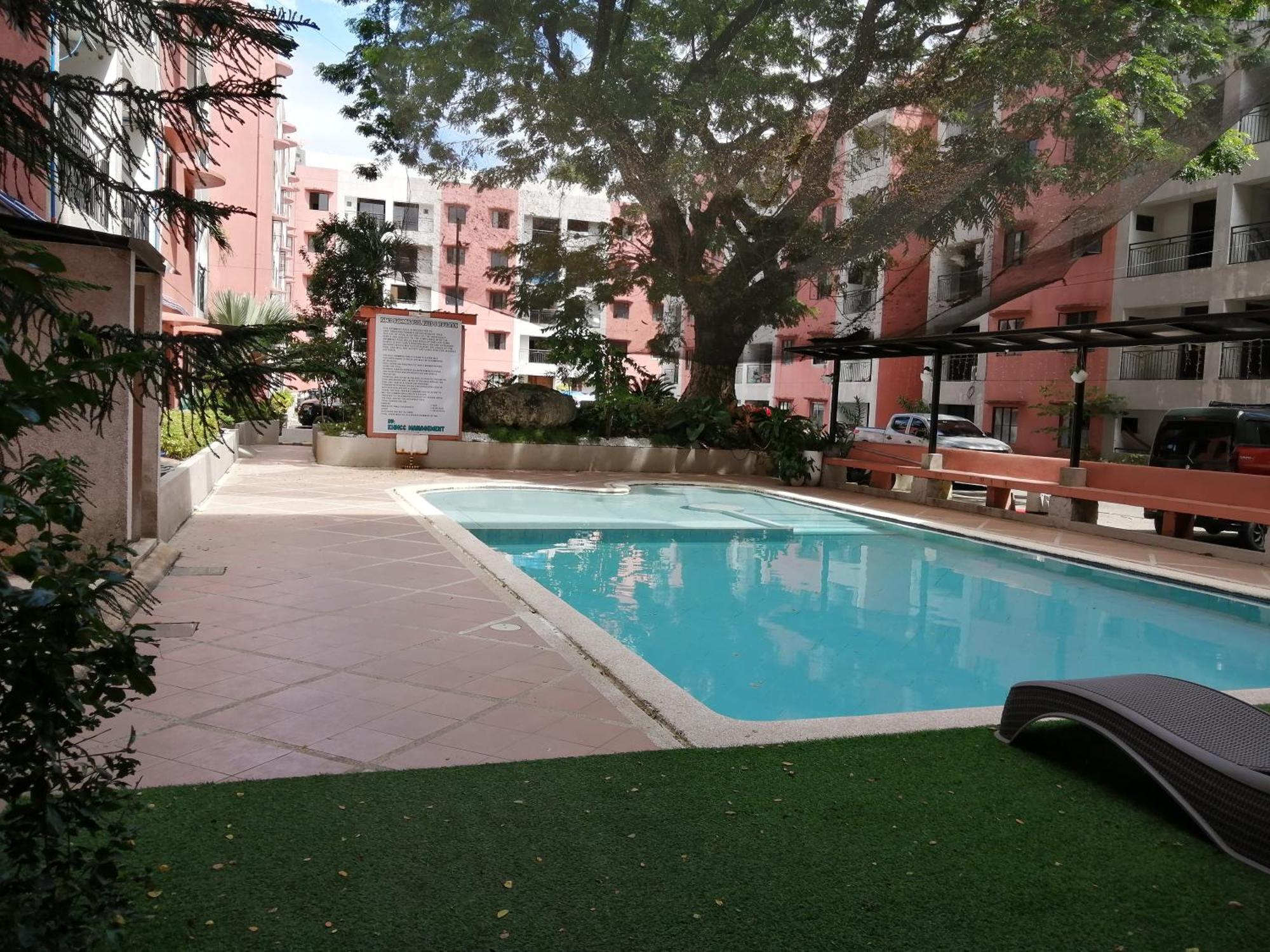 Condo Azur Suites B316 Near Airport, Netflix, Stylish, Cozy With Swimming Pool Мактан Екстериор снимка